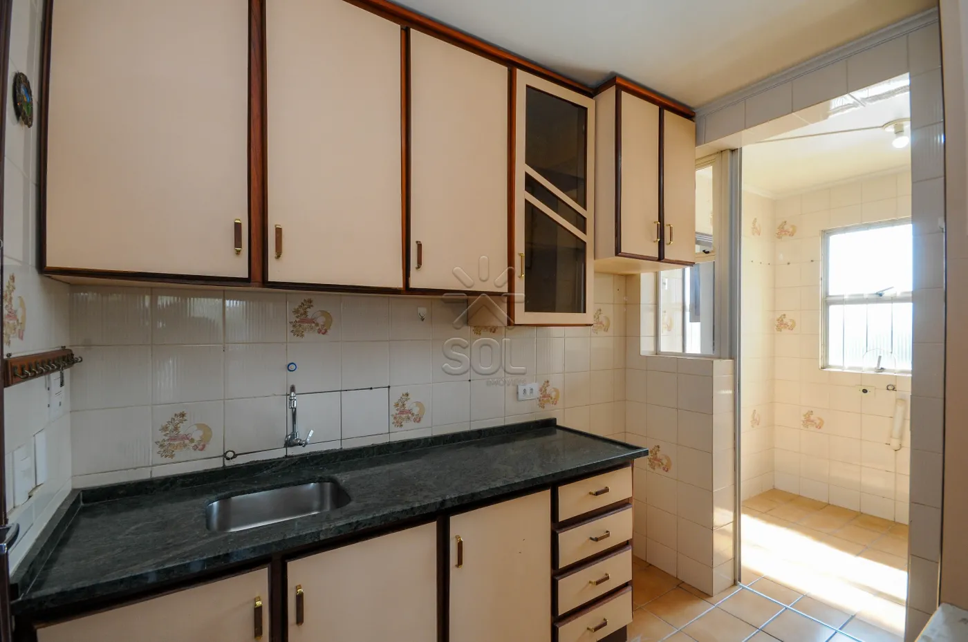 Apartamento para locação, Edifício Luiz XV, Centro - Foz do Iguaçu/PR