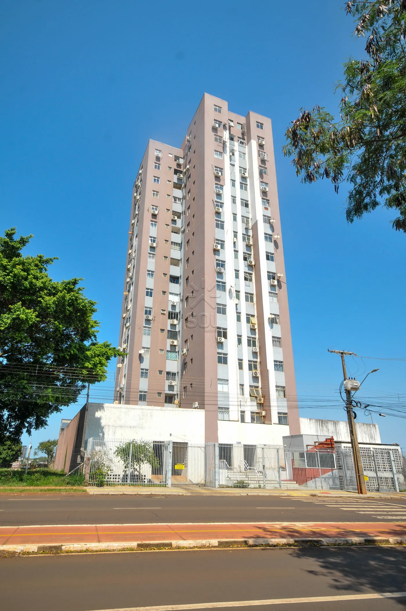 Apartamento para locação, Edifício Cheverny - Foz do Iguaçu/PR
