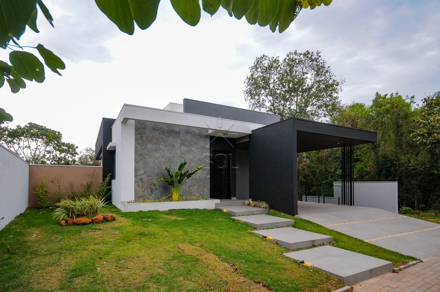 Sobrado de alto padrão à venda no Condomínio Villa Conscientia - Asa Sul em Foz do Iguaçu